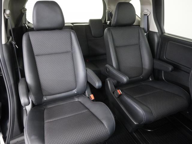 フリード Ｇ・ホンダセンシング　ワンオーナー　インターナビ　バックカメラ　両側電動スライドドアＳパッケージ　ＬＥＤオートライト　アクティブコーナーライト　シートヒーター　サイドエアバッグサイドカーテンエアバッグ　Ｆセグ　ｉストップ（12枚目）