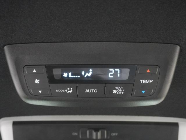 ステップワゴン ｅ：ＨＥＶスパーダ　ワンオーナー９インチコネクトナビ１０．１インチ後席モニターマルチビューカメラシートヒーターブラインドスポットインフォメーションＬＥＤオートライトオートハイビーム両側電動スライドドア　１オーナー　ＥＳＣ（24枚目）