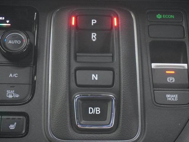 ステップワゴン ｅ：ＨＥＶスパーダ　ワンオーナー９インチコネクトナビ１０．１インチ後席モニターマルチビューカメラシートヒーターブラインドスポットインフォメーションＬＥＤオートライトオートハイビーム両側電動スライドドア　１オーナー　ＥＳＣ（25枚目）