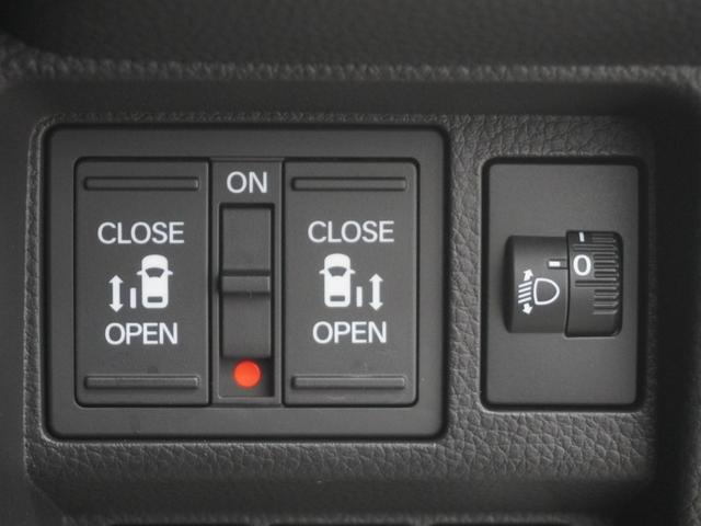 ステップワゴン ｅ：ＨＥＶスパーダ　ワンオーナー９インチコネクトナビ１０．１インチ後席モニターマルチビューカメラシートヒーターブラインドスポットインフォメーションＬＥＤオートライトオートハイビーム両側電動スライドドア　１オーナー　ＥＳＣ（29枚目）