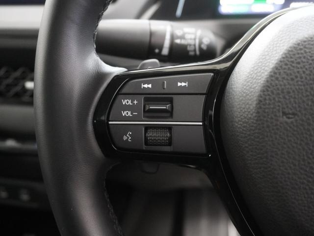 アコード ｅ：ＨＥＶ　当社デモカー１２．３インチコネクトディスプレイＨｏｎｄａＳＥＮＳＩＮＧ３６０シートヒーターパワーシートＢＯＳＥプレミアムサウンドシステムアダプティブ・ダンパー・システム　フルセグテレビ　ＡＢＳ　ＵＳＢ（26枚目）