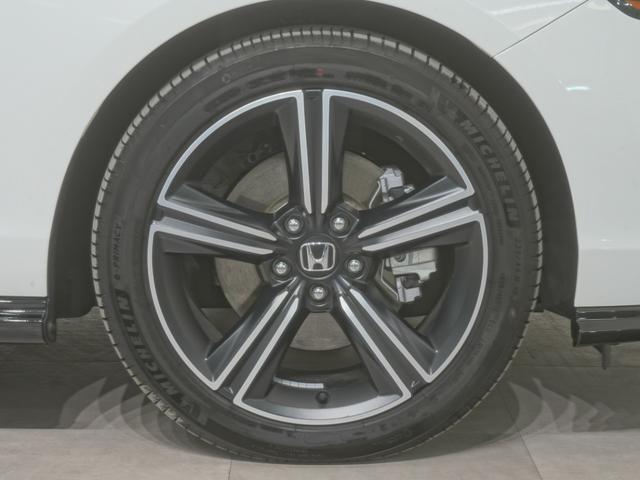 アコード ｅ：ＨＥＶ　当社デモカー１２．３インチコネクトディスプレイＨｏｎｄａＳＥＮＳＩＮＧ３６０シートヒーターパワーシートＢＯＳＥプレミアムサウンドシステムアダプティブ・ダンパー・システム　フルセグテレビ　ＡＢＳ　ＵＳＢ（32枚目）