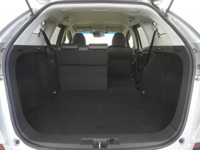 �Q��ڃV�[�g�͍��E�Ɨ��œ|�����Ƃ��ł��܂��B�R�l��ԏ�Ԃł�葽���̉ו���ςނ��Ƃ��ł��܂��B