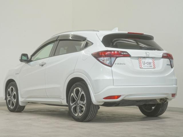 ヴェゼル ハイブリッドＺ　Ｈｏｎｄａインターナビ　ドライブレコーダー　シートヒーター　ＬＥＤオートライト　あんしんパッケージ　クルーズコントロール　サイドエアバッグ・サイドカーテンエアバッグ　Ｒカメ　スマキー　ＬＥＤランプ（10枚目）