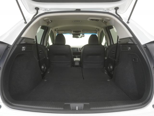 ヴェゼル ハイブリッドＺ　Ｈｏｎｄａインターナビ　ドライブレコーダー　シートヒーター　ＬＥＤオートライト　あんしんパッケージ　クルーズコントロール　サイドエアバッグ・サイドカーテンエアバッグ　Ｒカメ　スマキー　ＬＥＤランプ（15枚目）