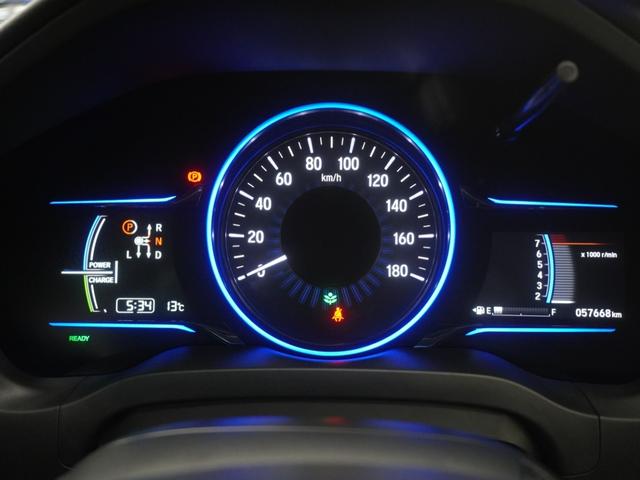 ヴェゼル ハイブリッドＺ　Ｈｏｎｄａインターナビ　ドライブレコーダー　シートヒーター　ＬＥＤオートライト　あんしんパッケージ　クルーズコントロール　サイドエアバッグ・サイドカーテンエアバッグ　Ｒカメ　スマキー　ＬＥＤランプ（17枚目）