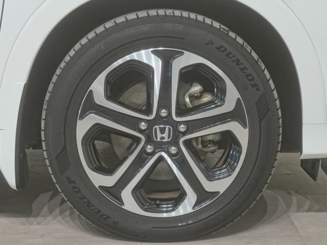 ヴェゼル ハイブリッドＺ　Ｈｏｎｄａインターナビ　ドライブレコーダー　シートヒーター　ＬＥＤオートライト　あんしんパッケージ　クルーズコントロール　サイドエアバッグ・サイドカーテンエアバッグ　Ｒカメ　スマキー　ＬＥＤランプ（30枚目）