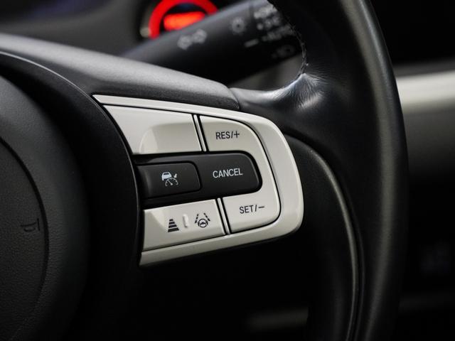 フィット ｅ：ＨＥＶホーム　ワンオーナー　８インチインターナビ　前後ドライブレコーダー　モデューロアルミホイール　ＬＥＤオートライト　オートハイビーム　渋滞追従機能付きＡＣＣ　サイドエアバッグ・サイドカーテンエアバッグ　ＥＴＣ（23枚目）