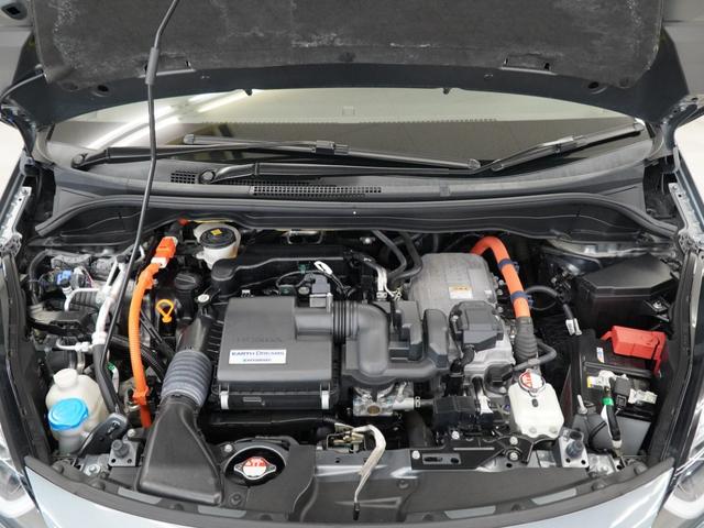 フィット ｅ：ＨＥＶホーム　ワンオーナー　８インチインターナビ　前後ドライブレコーダー　モデューロアルミホイール　ＬＥＤオートライト　オートハイビーム　渋滞追従機能付きＡＣＣ　サイドエアバッグ・サイドカーテンエアバッグ　ＥＴＣ（29枚目）