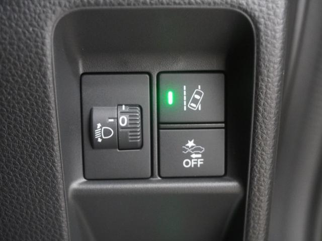 �z���_�Z���V���O����������Ă��܂��B�A�_�v�e�B�u���[�_�[�N���[�Y�⃌�[���L�[�v�A�V�X�g�A�Ԑ���E�h�~�@�\�Ȃǂ������Ă��āA�����O�h���C�u�����K�ň��S�ɂ��y���݂��������܂��B