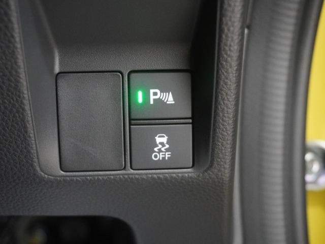 �p�[�L���O�Z���T�[�V�X�e�����ځB�Z���T�[�����ӂ̏�Q�������m�B����f�B�X�v���[�\�����ŏ�Q���Ƃ̋��������m�点���A�h���C�o�[�ɒ��ӂ𑣂��܂��B�o�b�N�ł̒��Ԏ��⋷�����ԏ�ł̏o�Ɏ��Ȃǂɖ𗧂��܂��B