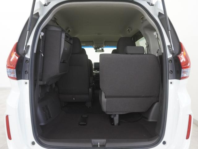 �R��ڃV�[�g�͍��E�Ɨ��Ŏ��[���邱�Ƃ��ł��܂��B�T�l��ԏ�Ԃł�葽���̉ו���ςނ��Ƃ��ł��܂��B