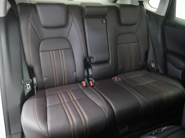 �Q��ڃx���`�V�[�g�ł��I�t���b�g�ŏ��~�肪���₷���A�����̍L�����\���ō���₷���V�[�g�ł��B