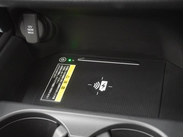 �Z���^�[�R���\�[���g���[�̓��C�����X�[�d��i�p���i�`�[�j�K�i�j�ƂȂ��Ă���A�Ή��@���u���Ă��������ŏ[�d�\�ł��B