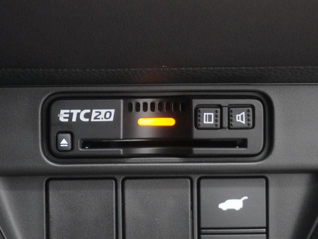 �X�}�[�g�C���^�[�`�F���W�𗘗p����ɕK�{�Ȃd�s�b�ԍڊ���t���Ă��܂��B���Ƃ͂d�s�b�J�[�h�������Ă������������ŁA�ς킵���������ł̂��x�������s�v�ƂȂ�܂��B