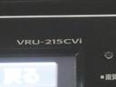 純正ナビゲーション(VRU-215CVi)&バックカメラが装備されているので、普段の使い勝手もロングドライブも快適です。