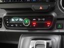 プレミアム　当社デモカー　９インチインターナビ　シートヒーター　渋滞追従機能付きＡＣＣ　誤発進抑制機能　衝突軽減ブレーキ　パーキングセンサー　ＬＥＤオートライト　サイドエアバッグ・サイドカーテンエアバッグ　ソナー（21枚目）