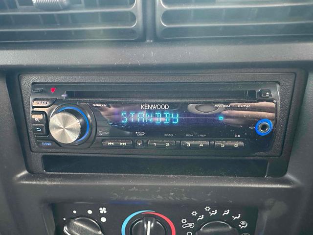 ジープ・ラングラー ベースグレード 4WD ETC ナビ AT CD ミュージックプレイヤー接続可 エアコン(3枚目)