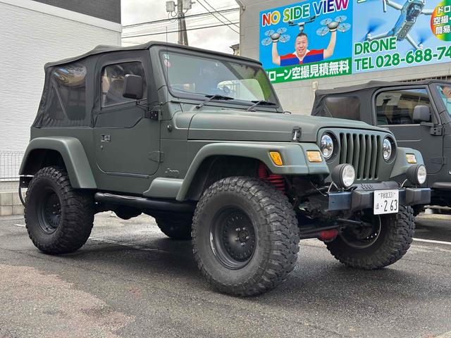 ジープ・ラングラー ベースグレード 4WD ETC ナビ AT CD ミュージックプレイヤー接続可 エアコン(13枚目)