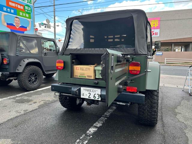 ジープ・ラングラー ベースグレード 4WD ETC ナビ AT CD ミュージックプレイヤー接続可 エアコン(21枚目)