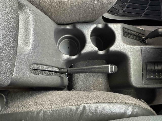 ジープ・ラングラー ベースグレード 4WD ETC ナビ AT CD ミュージックプレイヤー接続可 エアコン(46枚目)