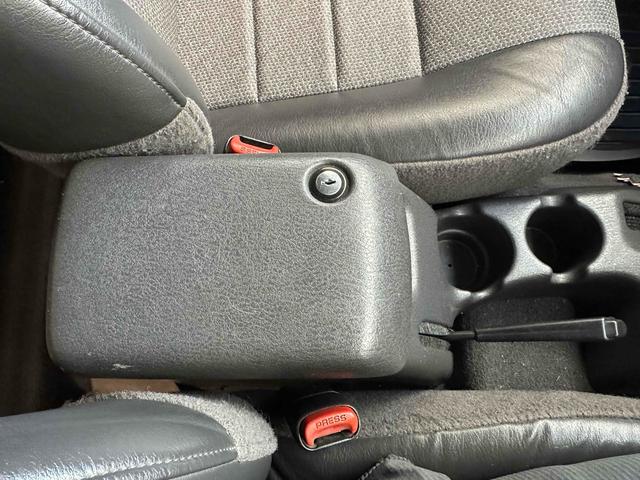 ジープ・ラングラー ベースグレード 4WD ETC ナビ AT CD ミュージックプレイヤー接続可 エアコン(47枚目)