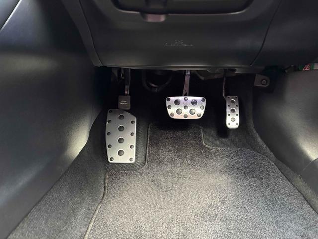 CT CT200h Fスポーツ ドライブレコーダー ETC バックカメラ ナビ クリアランスソナー オートクルーズコントロール アルミホイール オートライト LEDヘッドランプ パワーシート スマートキー アイドリングストップ(21枚目)