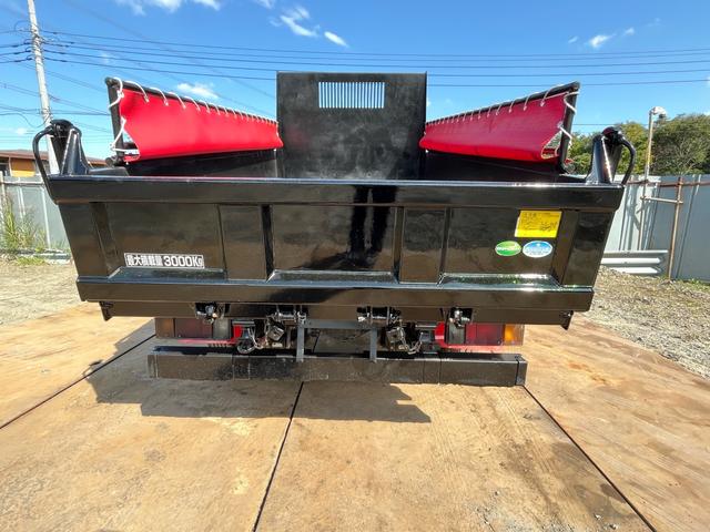 エルフトラック 強化ダンプ 3t強化ダンプ 全塗装済み コボレーン付き 走行7万Km台(9枚目)