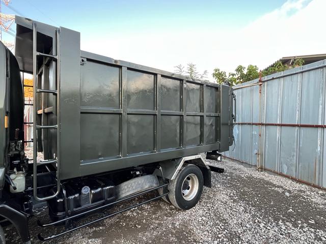 フォワード 深ダンプ 全塗装済み MT6速 ルーフキャリア付き ETC 電動格納ミラー(14枚目)