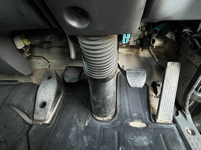 フォワード 深ダンプ 全塗装済み MT6速 ルーフキャリア付き ETC 電動格納ミラー(50枚目)