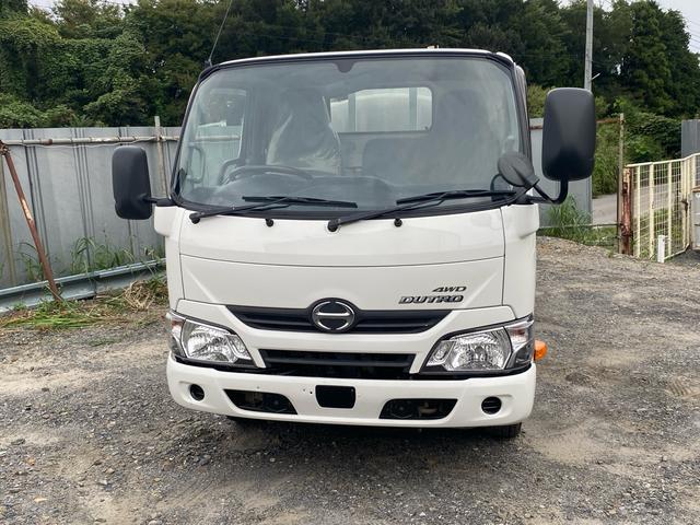 デュトロ 　４ＷＤ　走行８万Ｋｍ　平成２９年式　軽油タンク　日野　デュトロ（3枚目）