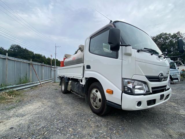デュトロ 　４ＷＤ　走行８万Ｋｍ　平成２９年式　軽油タンク　日野　デュトロ（7枚目）