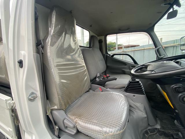 デュトロ 　４ＷＤ　走行８万Ｋｍ　平成２９年式　軽油タンク　日野　デュトロ（14枚目）