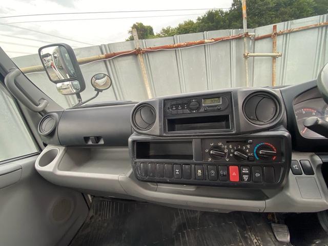 デュトロ 　４ＷＤ　走行８万Ｋｍ　平成２９年式　軽油タンク　日野　デュトロ（16枚目）