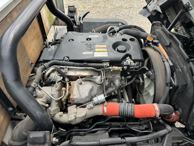 エルフトラック  ワイド ロング 垂直ゲート 6MT 2018/7 極東 V801C-1MK72 18T070137N垂直ゲート(デッキ2枚折)<平>2方開 床フック3対 床木製 平ボディ(29枚目)