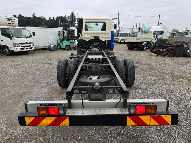 ファイター 　標準　リアエアサス　シャーシ　ホイールベースＨ尺（５７ベース）　６ＭＴ（5枚目）