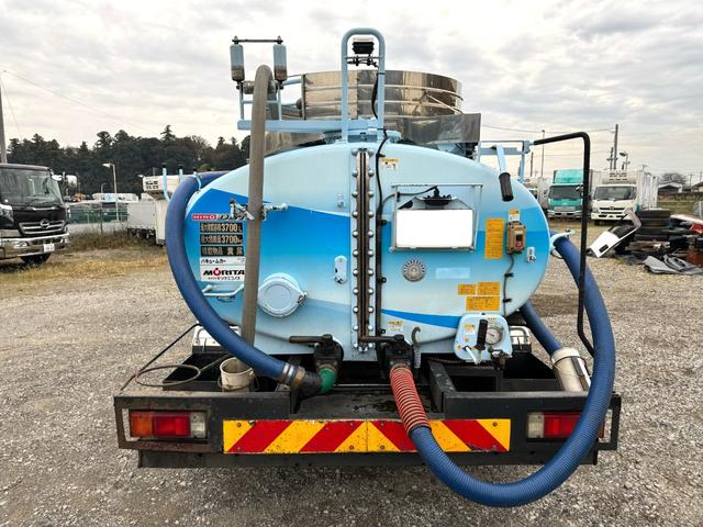 デュトロ 日野 デュトロ バキューム車 糞尿車 糞尿・バキューム車 車検付 3700L 電動ホースリール 脱臭器付 6MT バックカメラ VBR437 積載物品糞尿 PTO式ポンプ 脱臭器(7枚目)