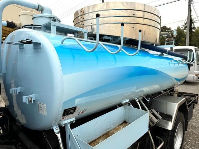 デュトロ 日野 デュトロ バキューム車 糞尿車 糞尿・バキューム車 車検付 3700L 電動ホースリール 脱臭器付 6MT バックカメラ VBR437 積載物品糞尿 PTO式ポンプ 脱臭器(10枚目)
