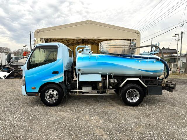 デュトロ 日野 デュトロ バキューム車 糞尿車 糞尿・バキューム車 車検付 3700L 電動ホースリール 脱臭器付 6MT バックカメラ VBR437 積載物品糞尿 PTO式ポンプ 脱臭器(11枚目)