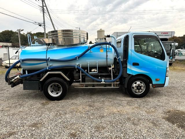デュトロ 日野 デュトロ バキューム車 糞尿車 糞尿・バキューム車 車検付 3700L 電動ホースリール 脱臭器付 6MT バックカメラ VBR437 積載物品糞尿 PTO式ポンプ 脱臭器(12枚目)