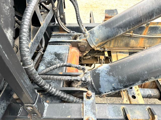 フォワード 　アームロール　増トン　ベット付　６ＭＴ　ＥＴＣ　新明和製　ＣＣＡ７７－１４　Ａ００３９４　キャブバックステップ　ツインホイスト（14枚目）