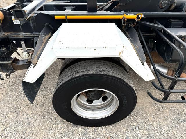 フォワード 　アームロール　増トン　ベット付　６ＭＴ　ＥＴＣ　新明和製　ＣＣＡ７７－１４　Ａ００３９４　キャブバックステップ　ツインホイスト（21枚目）