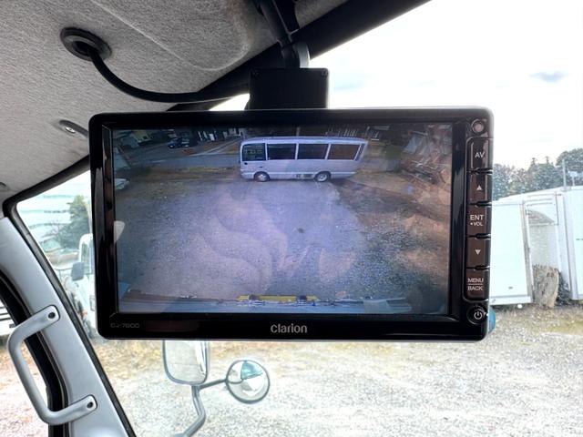 キャンター 　ワイド　ロング　メッキ　ステン　バックカメラ　キーレス　５ＭＴ　３ｔ積載　東プレ製　低温（－３０℃設定）　ＸＶ３２ＬＳＣ　左スライドドア　スタンバイ（コード欠）　リア３枚扉　ラッシング２段　床シマ板（25枚目）