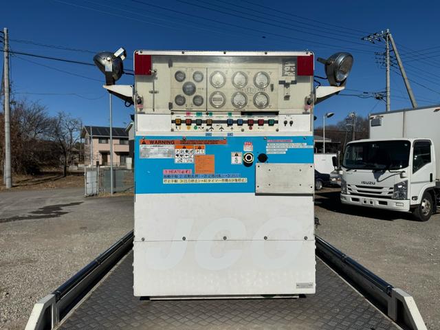ダイナトラック 　発電機付ヒラ　バックカメラ　アイドリングストップ　ＡＴ　ＨＯＢＡＲＴ　６０ＫＶＡ　６０ＣＵ２０　アワーメーター４１４５ｈ　作業灯４ヶ（13枚目）