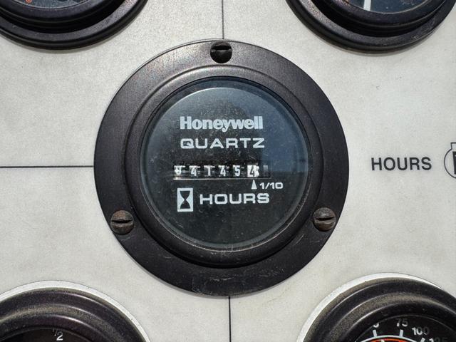 ダイナトラック 　発電機付ヒラ　バックカメラ　アイドリングストップ　ＡＴ　ＨＯＢＡＲＴ　６０ＫＶＡ　６０ＣＵ２０　アワーメーター４１４５ｈ　作業灯４ヶ（18枚目）