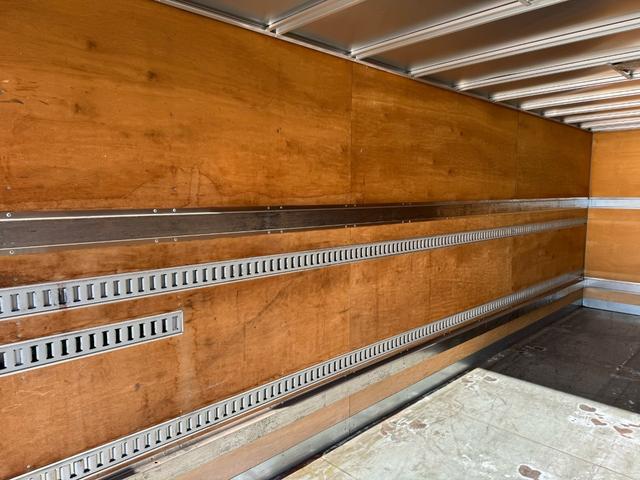 ヒノレンジャー 　７２ワイド　ハイルーフ　リアエアサス　増々トン　６ＭＴ　積載７．０トン　日本フルハーフ　ＤＬＣ　Ｔ７ＤＨ６１３　床鉄板　ラッシング２段　観音扉（15枚目）