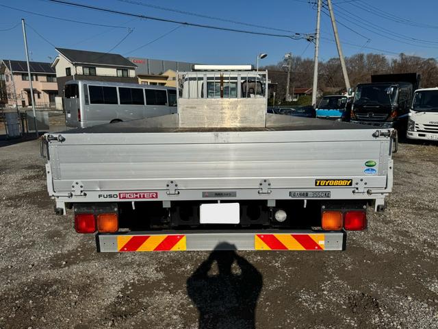 ファイター 62ワイド ベッド アルミホイール ETC 6MT トーヨー 12421301 3方開 引出しフック6対スタンション5対 センタースタンション1ヶ ロープフックサイド18対 リア3ヶ 積載3.55t(5枚目)