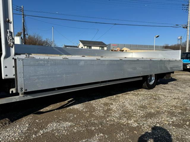 ファイター 62ワイド ベッド アルミホイール ETC 6MT トーヨー 12421301 3方開 引出しフック6対スタンション5対 センタースタンション1ヶ ロープフックサイド18対 リア3ヶ 積載3.55t(15枚目)