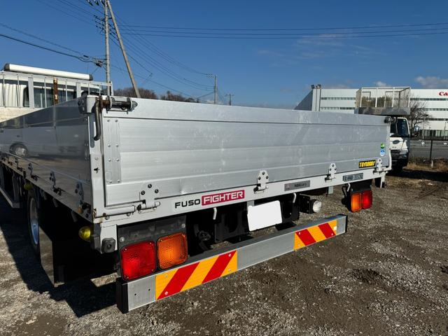 ファイター 62ワイド ベッド アルミホイール ETC 6MT トーヨー 12421301 3方開 引出しフック6対スタンション5対 センタースタンション1ヶ ロープフックサイド18対 リア3ヶ 積載3.55t(16枚目)