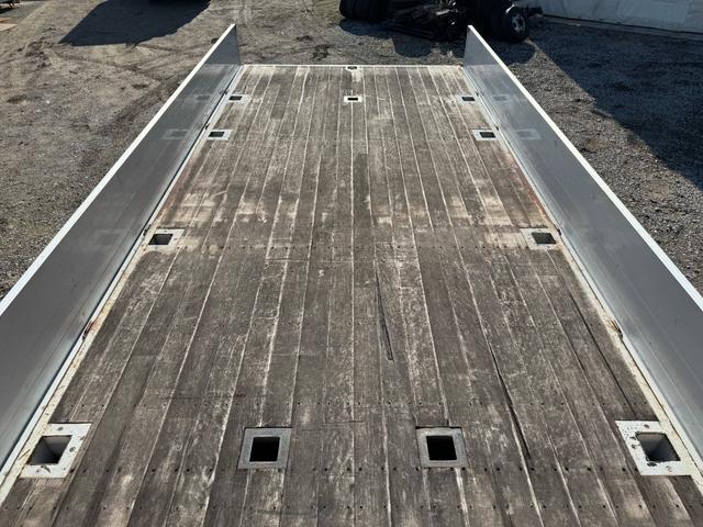 ファイター 62ワイド ベッド アルミホイール ETC 6MT トーヨー 12421301 3方開 引出しフック6対スタンション5対 センタースタンション1ヶ ロープフックサイド18対 リア3ヶ 積載3.55t(20枚目)